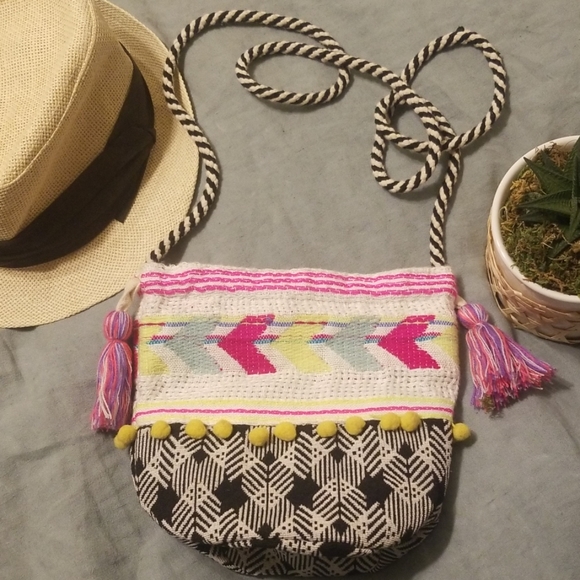 America and Beyond Jacquard Cross Body Bag - Picture 1 of 3